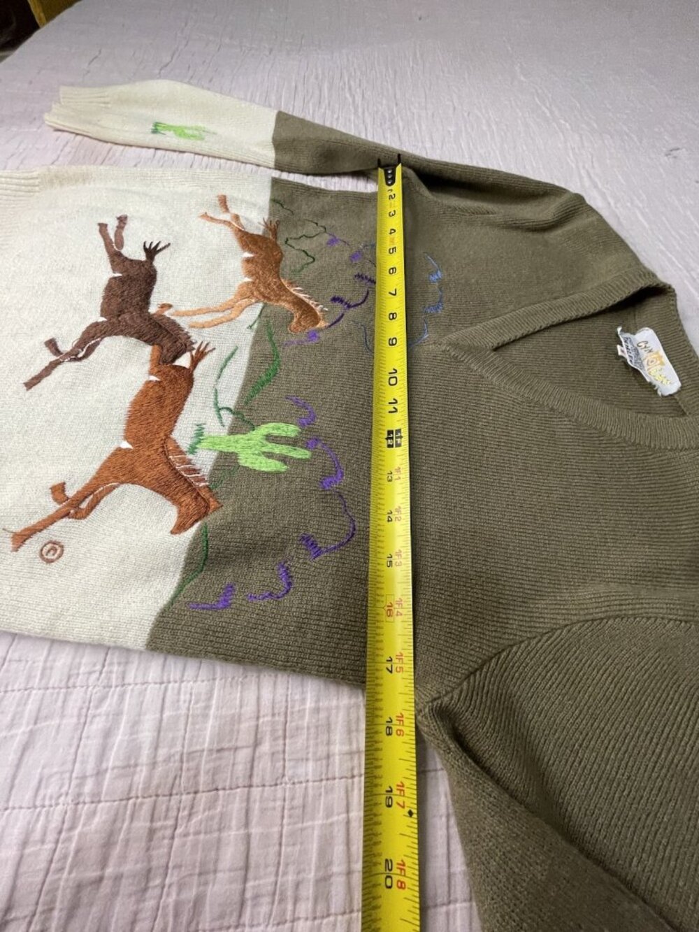 Vintage Cyn Les Shirlee Equestrian Horse Embroidered Sweater Sz Med Old Money EC - Picture 10 of 10